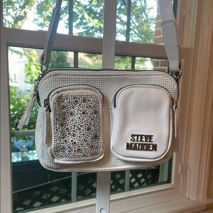 1078 Steve Madden White Textured‎ Crossbody Bag